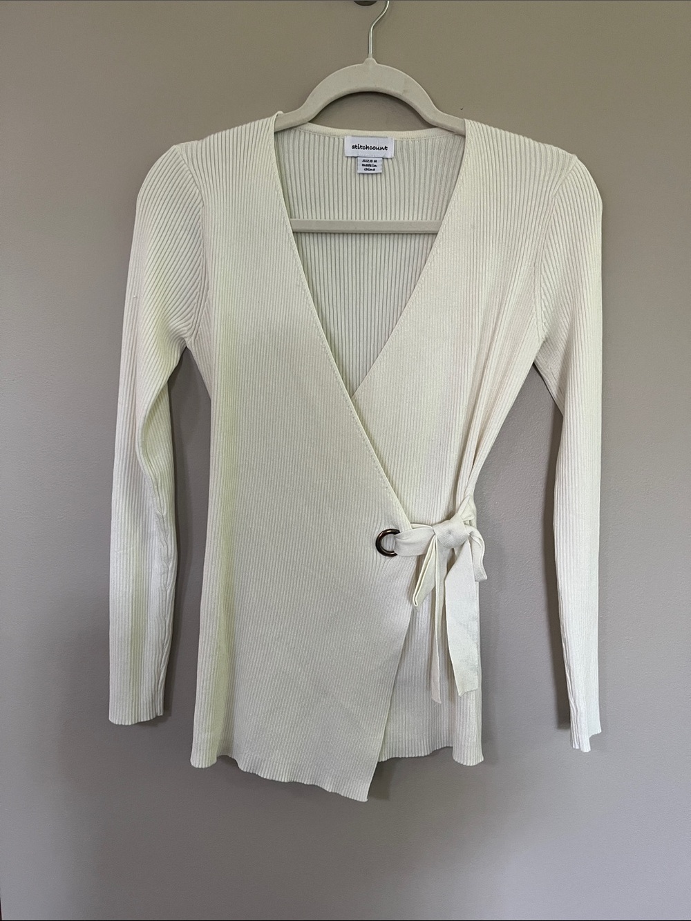 Stitchcount ivory ribbed wrap long sleeve sweater size medium